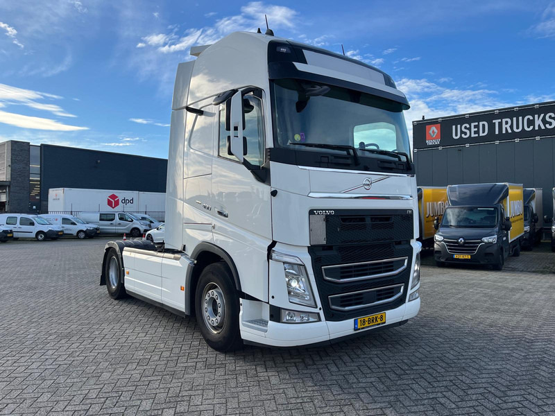 Volvo FH 460 4X2 Globetrotter X Tra High, Unlimited Edition, I-shave - Tracteur routier: photos 4 Volvo FH 460 4X2 Globetrotter X Tra High, Unlimited Edition, I-shave - Tracteur routier: photos 4