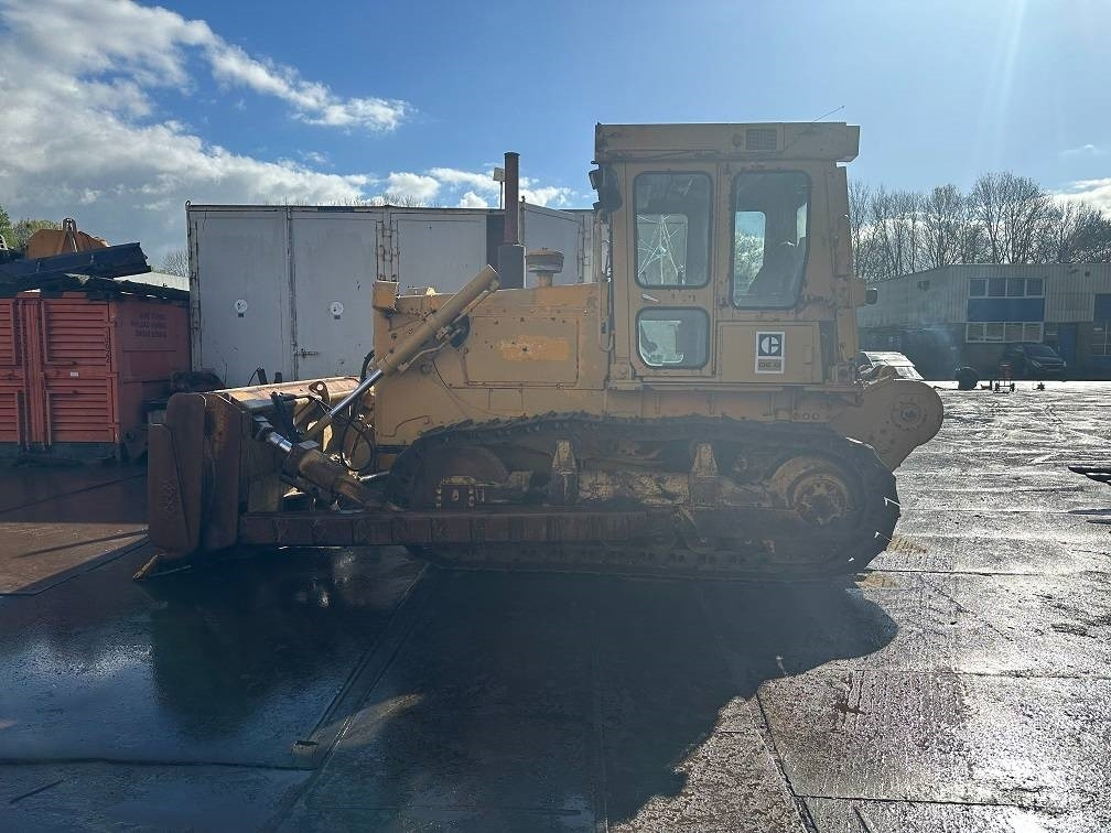 CAT D6D with winch - Bulldozer: photos 2 CAT D6D with winch - Bulldozer: photos 2