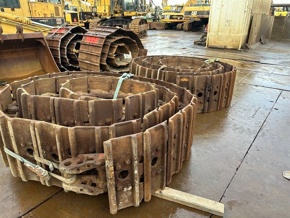 Hitachi ZX 870 tracks - Chenille pour Engins de chantier: photos 1 Hitachi ZX 870 tracks - Chenille pour Engins de chantier: photos 1