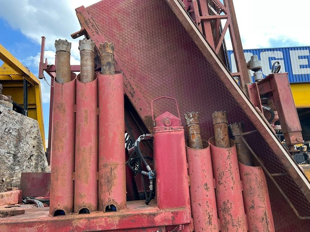 Foreuse Sisu 12E480 6X6 WATER WELL DRILL ATLAS COPCO XRV410 (50: photos 18