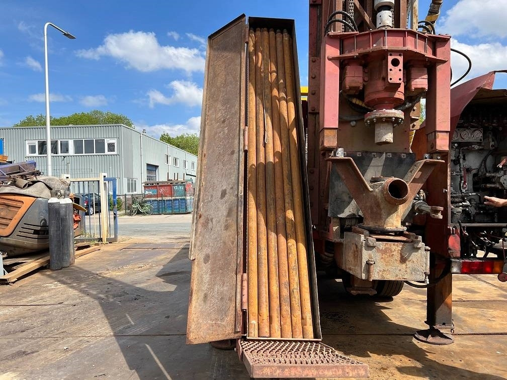 Foreuse Sisu 12E480 6X6 WATER WELL DRILL ATLAS COPCO XRV410 (50: photos 10