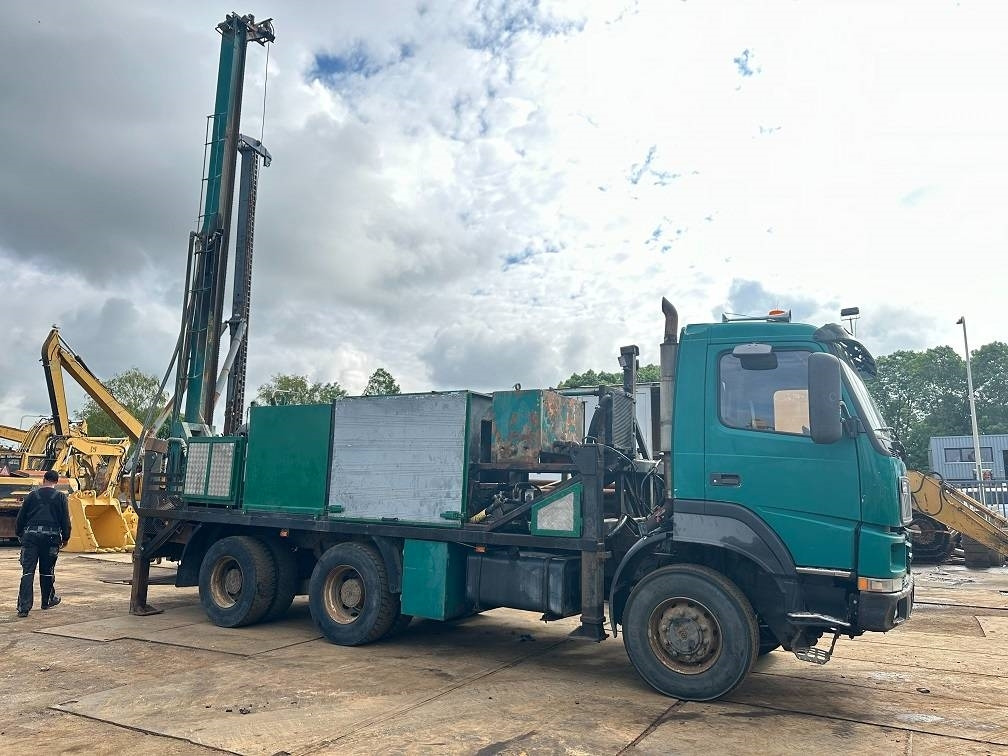 Volvo terberg fm1350 waterdrill 500m mudpump - Foreuse: photos 2 Volvo terberg fm1350 waterdrill 500m mudpump - Foreuse: photos 2