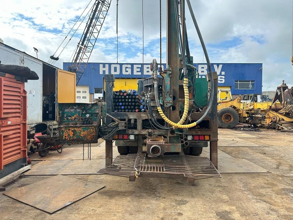 Volvo terberg fm1350 waterdrill 500m mudpump - Foreuse: photos 5 Volvo terberg fm1350 waterdrill 500m mudpump - Foreuse: photos 5