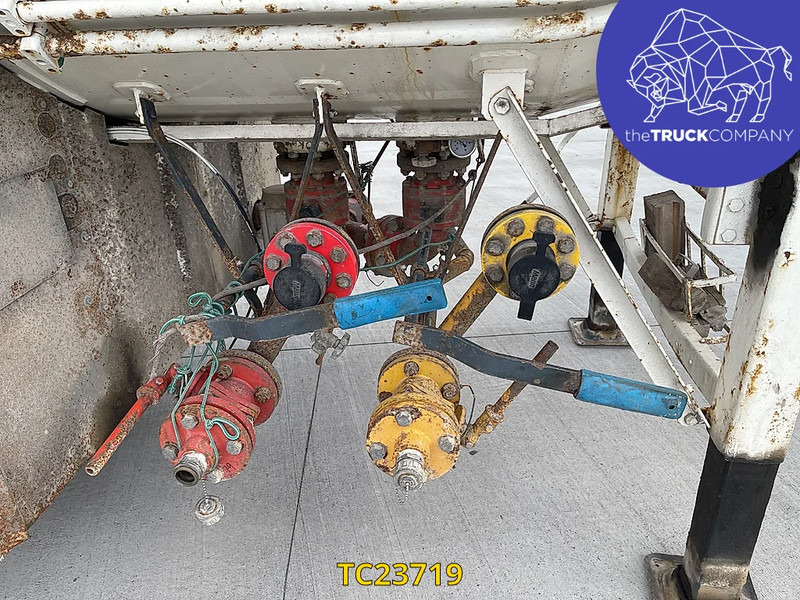 Semi-remorque citerne ACERBI GAS: photos 9 Semi-remorque citerne ACERBI GAS: photos 9