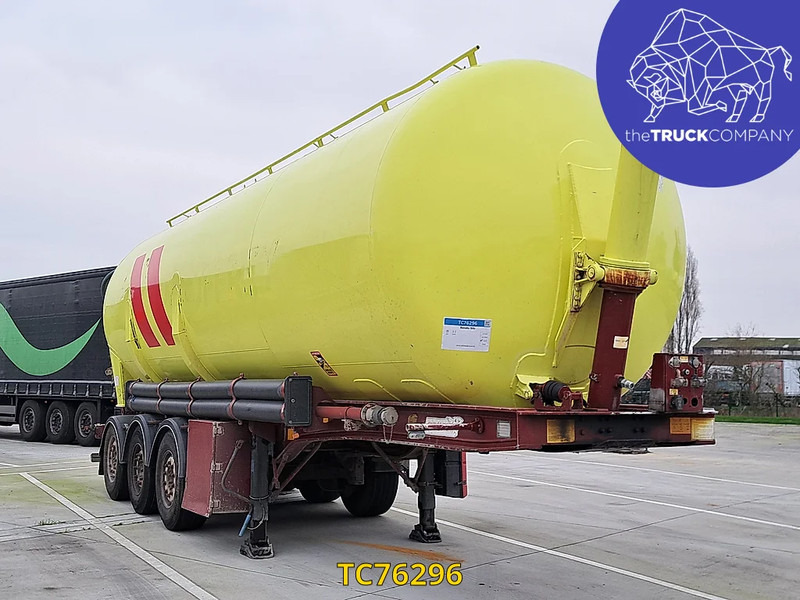 Benalu - Semi-remorque citerne: photos 1 Benalu - Semi-remorque citerne: photos 1