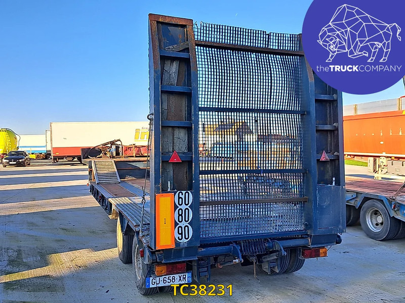 CAGYP - Semi-remorque surbaissé: photos 4 CAGYP - Semi-remorque surbaissé: photos 4