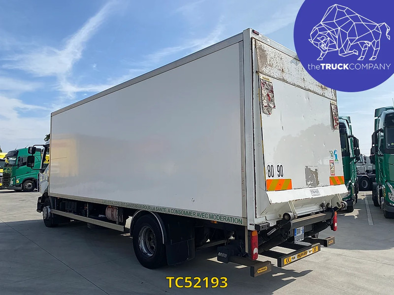 Renault D 210 - Camion fourgon: photos 2 Renault D 210 - Camion fourgon: photos 2