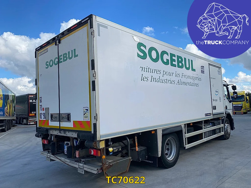 Renault D 320 - Camion fourgon: photos 4 Renault D 320 - Camion fourgon: photos 4