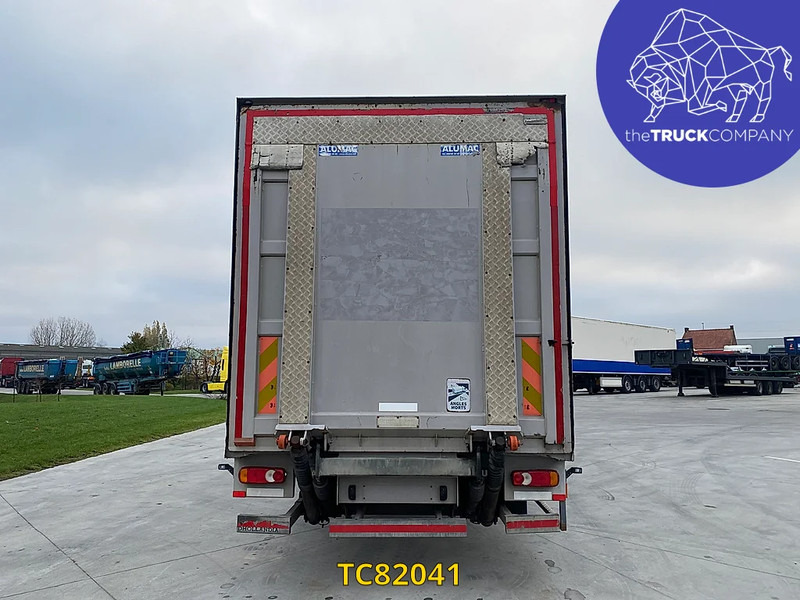 Renault Midlum 210 - Camion fourgon: photos 3 Renault Midlum 210 - Camion fourgon: photos 3