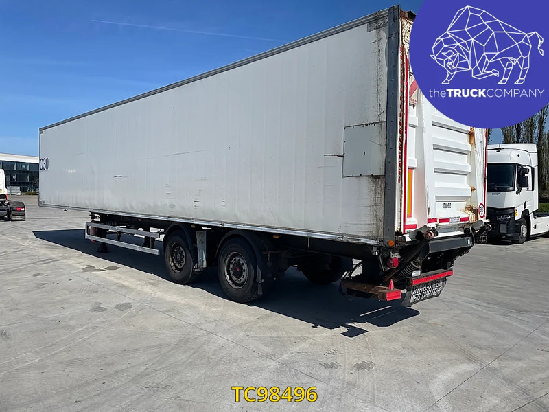 Renders - Semi-remorque fourgon: photos 3 Renders - Semi-remorque fourgon: photos 3