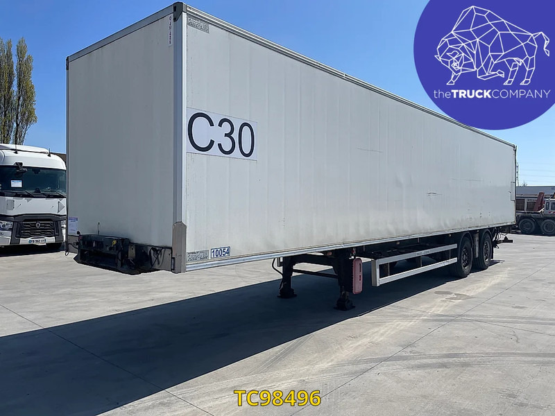 Renders - Semi-remorque fourgon: photos 2 Renders - Semi-remorque fourgon: photos 2