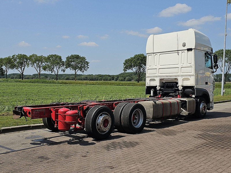 DAF XF 480 SSC 6X2 FAR INTARDER - Châssis cabine: photos 3 DAF XF 480 SSC 6X2 FAR INTARDER - Châssis cabine: photos 3