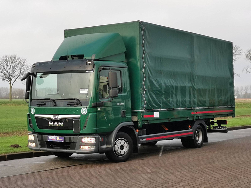 MAN 8.220 TGL MANUAL AIRCO AHK - Camion à rideaux coulissants: photos 2 MAN 8.220 TGL MANUAL AIRCO AHK - Camion à rideaux coulissants: photos 2