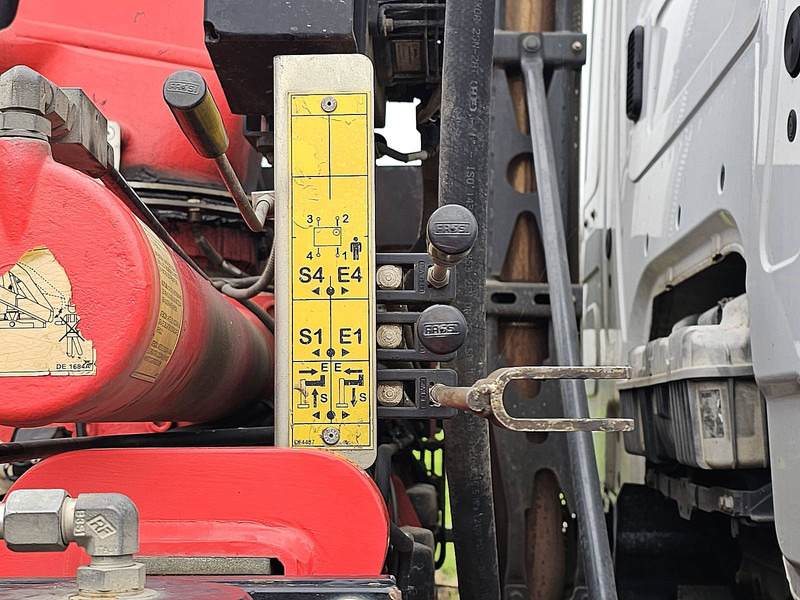 Camion benne, Camion grue Mercedes-Benz AROCS 3243 FASSI F175A023: photos 16