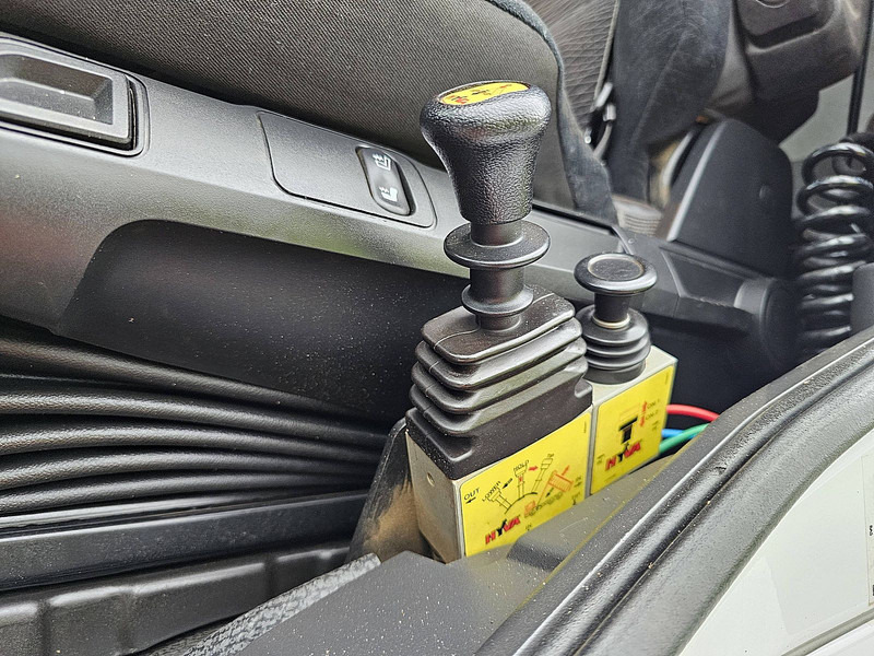 Camion benne, Camion grue Mercedes-Benz AROCS 3243 FASSI F175A023: photos 15