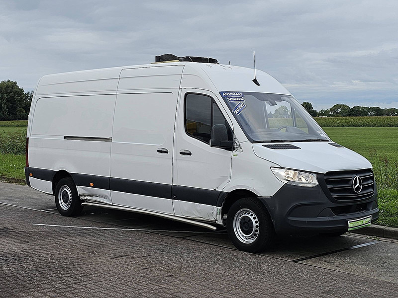 Mercedes-Benz Sprinter 315 FRIGO CARRIER EURO6 - Utilitaire frigorifique: photos 5 Mercedes-Benz Sprinter 315 FRIGO CARRIER EURO6 - Utilitaire frigorifique: photos 5