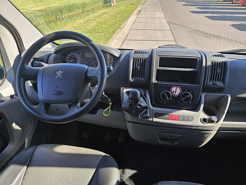 Fourgon utilitaire Peugeot Boxer 3.0 3.0 ltr: photos 8