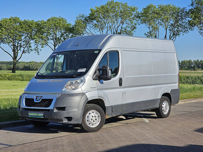 Peugeot Boxer 3.0 3.0 ltr - Fourgon utilitaire: photos 2 Peugeot Boxer 3.0 3.0 ltr - Fourgon utilitaire: photos 2