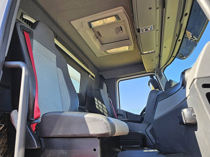 Camion plateau, Camion grue Renault C 430 8X4 HIAB 228ES-5 REM: photos 7 Camion plateau, Camion grue Renault C 430 8X4 HIAB 228ES-5 REM: photos 7