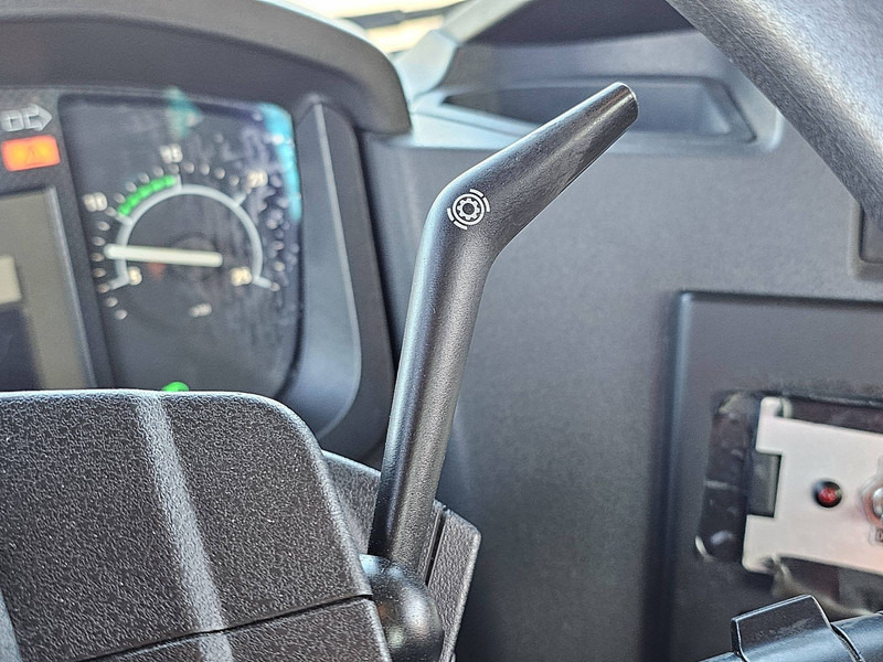 Camion plateau, Camion grue Renault C 430 8X4 HIAB 228ES-5 REM: photos 12 Camion plateau, Camion grue Renault C 430 8X4 HIAB 228ES-5 REM: photos 12