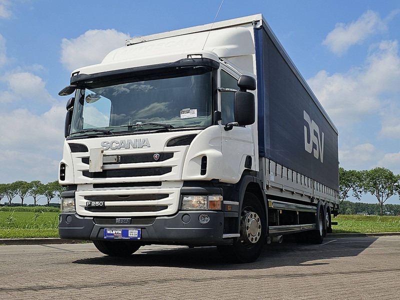 Scania P250 6X2*4 MNB 290 TKM - Camion à rideaux coulissants: photos 1 Scania P250 6X2*4 MNB 290 TKM - Camion à rideaux coulissants: photos 1