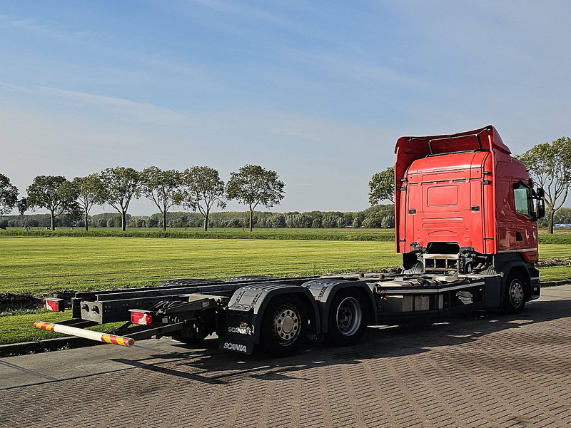 Scania R450 HL 6X2*4 RET. CROWN - Camion porte-conteneur/ Caisse mobile: photos 3 Scania R450 HL 6X2*4 RET. CROWN - Camion porte-conteneur/ Caisse mobile: photos 3