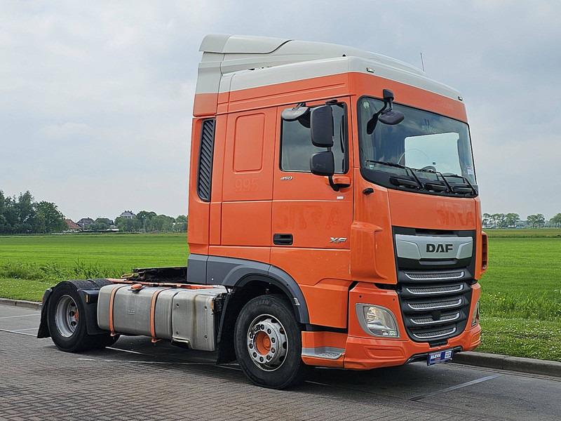 Tracteur routier DAF XF 450 SPACECAB SPOILERS: photos 5 Tracteur routier DAF XF 450 SPACECAB SPOILERS: photos 5