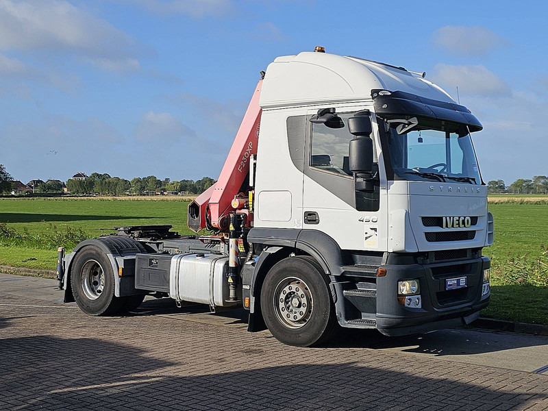 Iveco AT440S45 STRALIS FASSI F230XP-4 - Tracteur routier: photos 5 Iveco AT440S45 STRALIS FASSI F230XP-4 - Tracteur routier: photos 5