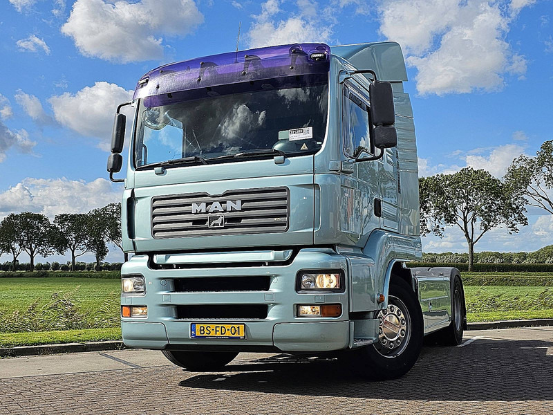 MAN 18.350 TGA NL-TRUCK L-CAB BED - Tracteur routier: photos 1 MAN 18.350 TGA NL-TRUCK L-CAB BED - Tracteur routier: photos 1
