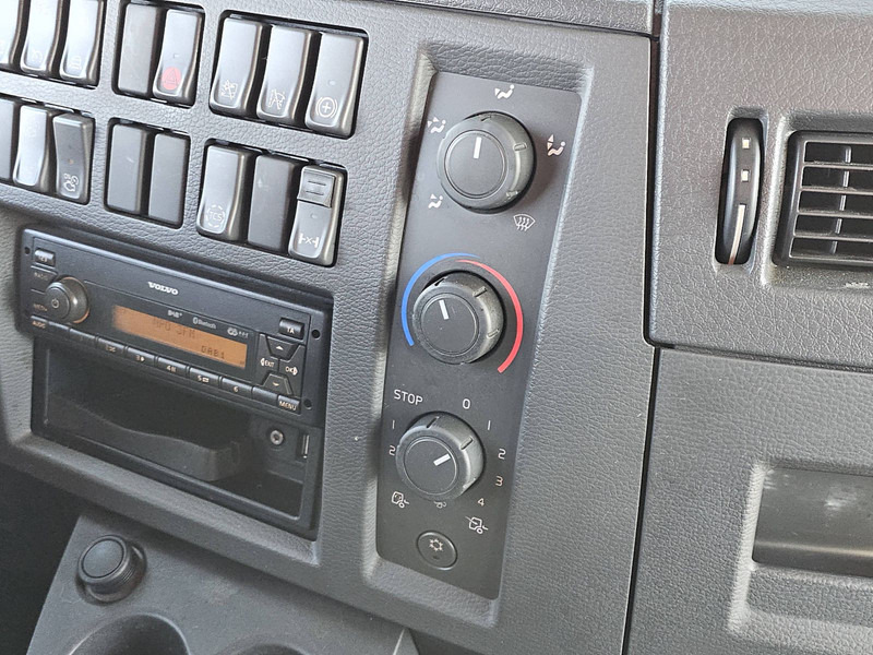 Camion fourgon Volvo FL 220.12: photos 9