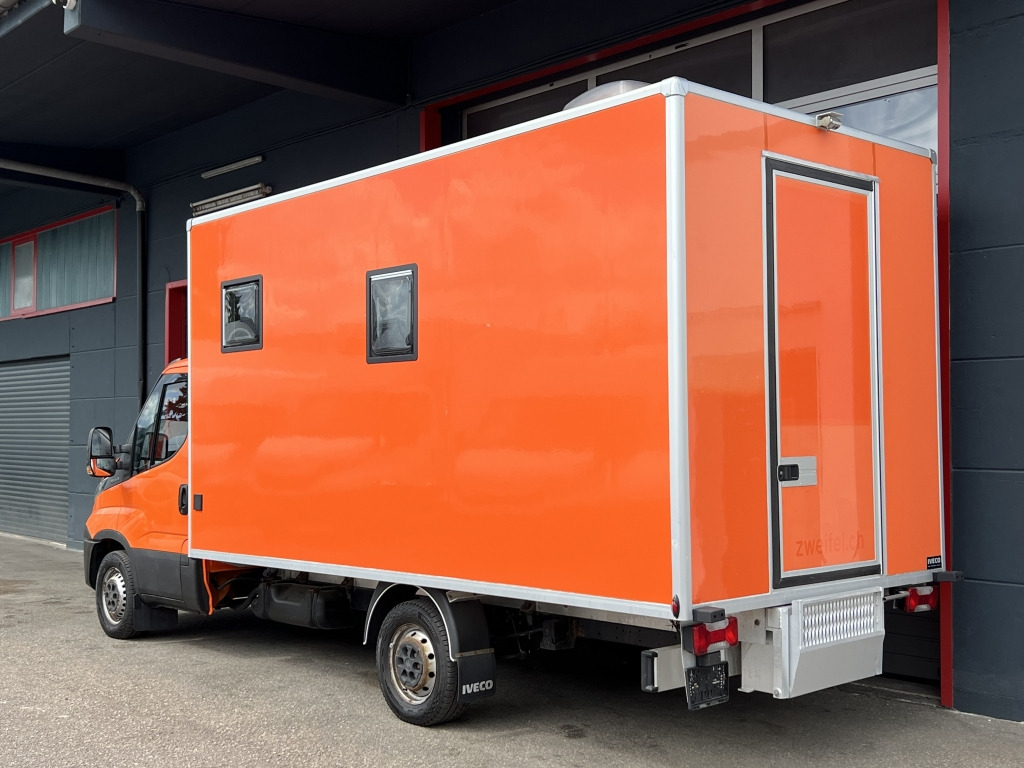 Camping-car Iveco Daily 35S14 Klima Orig.127'km Küche Doppelbett: photos 11 Camping-car Iveco Daily 35S14 Klima Orig.127'km Küche Doppelbett: photos 11