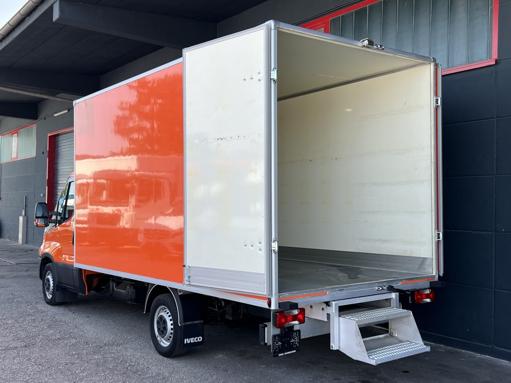 Iveco Daily 35S14 MAXI 4,35m Portaltüren Klima Kamera - Fourgon grand volume: photos 4 Iveco Daily 35S14 MAXI 4,35m Portaltüren Klima Kamera - Fourgon grand volume: photos 4