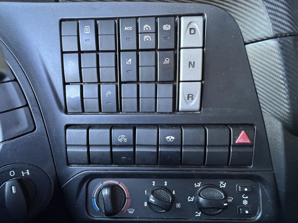 Iveco Stralis AD190S31 Klima ACC Carrier Supra 1050 - Camion frigorifique: photos 3 Iveco Stralis AD190S31 Klima ACC Carrier Supra 1050 - Camion frigorifique: photos 3