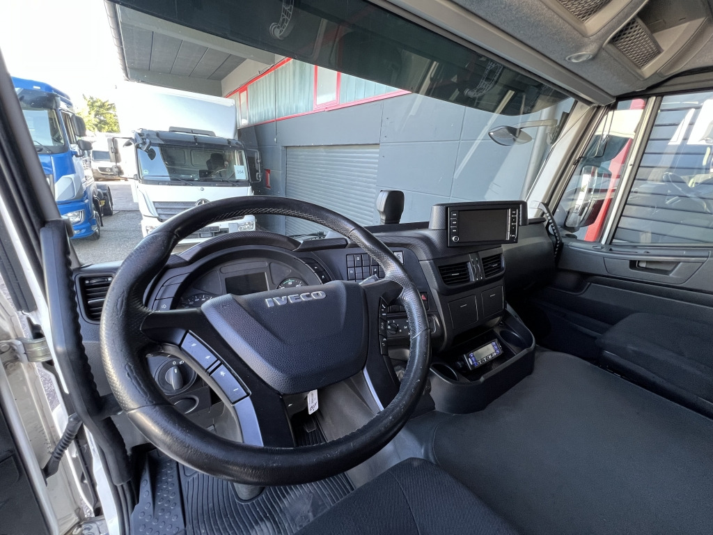 Iveco Stralis AD190S31 Klima ACC Carrier Supra 1050 - Camion frigorifique: photos 2 Iveco Stralis AD190S31 Klima ACC Carrier Supra 1050 - Camion frigorifique: photos 2