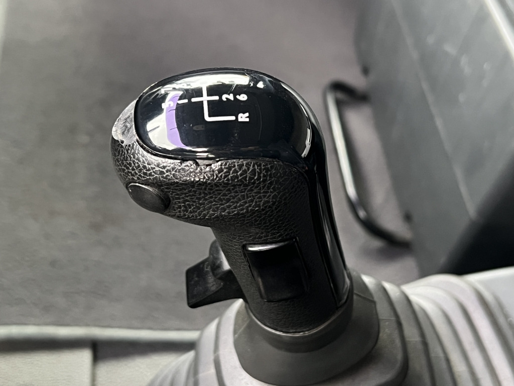 MAN TGA 26.440 6x2 LL Retarder Kran Palfinger 20002 - Camion à rideaux coulissants, Camion grue: photos 3 MAN TGA 26.440 6x2 LL Retarder Kran Palfinger 20002 - Camion à rideaux coulissants, Camion grue: photos 3