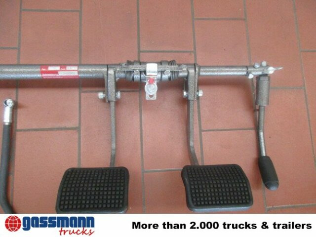 Doppelbedienung LKW - Pédale pour Camion: photos 3 Doppelbedienung LKW - Pédale pour Camion: photos 3