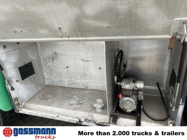 Iveco 190EH30 4x4 - Camion citerne: photos 3 Iveco 190EH30 4x4 - Camion citerne: photos 3