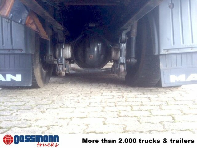 MAN TGA 26.413 BB 6x4 Kran Heckkran Jonsered 1020 - Camion grumier, Camion grue: photos 4 MAN TGA 26.413 BB 6x4 Kran Heckkran Jonsered 1020 - Camion grumier, Camion grue: photos 4