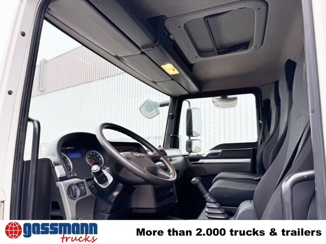MAN TGL 8.150/180 4x2 BL, Möbelkoffer mit Rolltor - Camion fourgon: photos 4 MAN TGL 8.150/180 4x2 BL, Möbelkoffer mit Rolltor - Camion fourgon: photos 4