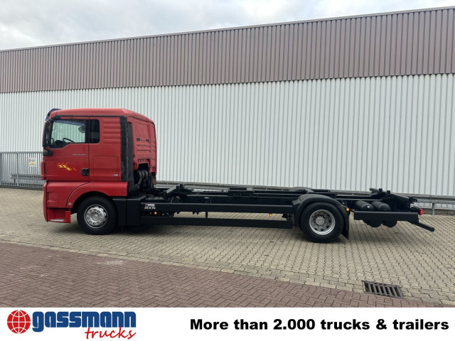 Camion porte-conteneur/ Caisse mobile MAN TGX 18.360 4X2 LL, Fahrschule: photos 11