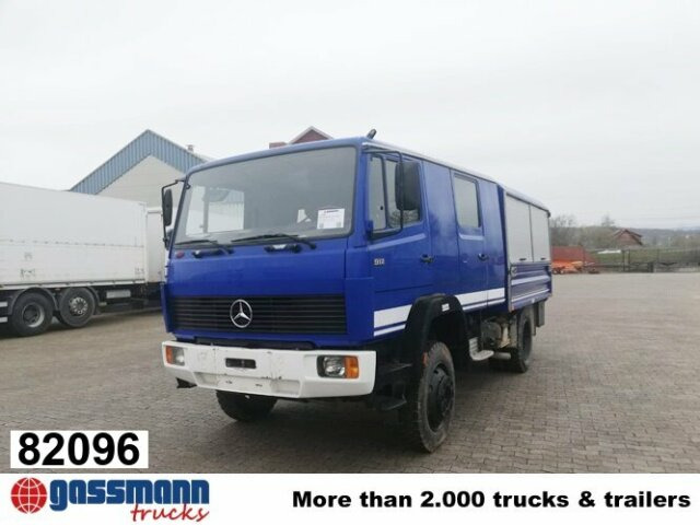 Mercedes-Benz 917 AF 4x4 Doka - Camion plateau: photos 1 Mercedes-Benz 917 AF 4x4 Doka - Camion plateau: photos 1