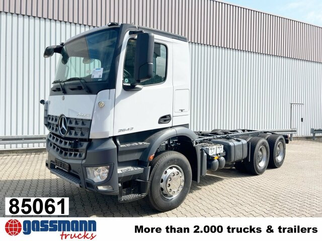 Mercedes-Benz Arocs 2642 K 6x4, Retarder, Motorabtrieb - Châssis cabine: photos 1 Mercedes-Benz Arocs 2642 K 6x4, Retarder, Motorabtrieb - Châssis cabine: photos 1