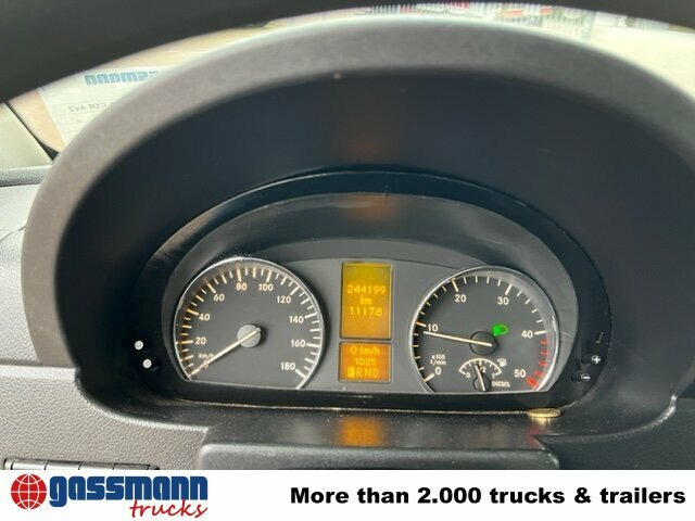 Mercedes-Benz Sprinter 515 CDI 4x2 - Fourgon utilitaire: photos 5 Mercedes-Benz Sprinter 515 CDI 4x2 - Fourgon utilitaire: photos 5