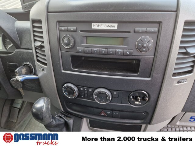 Mercedes-Benz Sprinter 516 CDI 4x2, Rettungswagen - Fourgon utilitaire: photos 3 Mercedes-Benz Sprinter 516 CDI 4x2, Rettungswagen - Fourgon utilitaire: photos 3