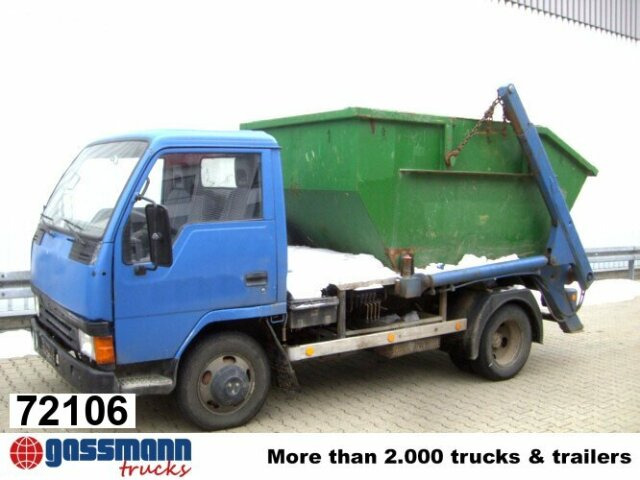 Mitsubishi Canter 4x2 - Camion multibenne: photos 1 Mitsubishi Canter 4x2 - Camion multibenne: photos 1