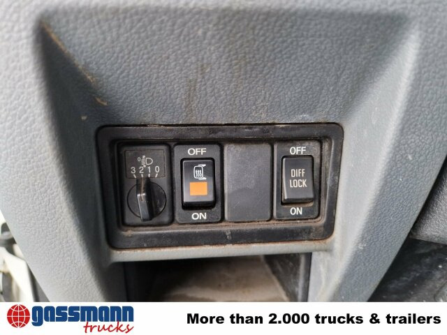 Renault D 180.75 4x2 mit Kran Palfinger PK6001 - Camion plateau, Camion grue: photos 2 Renault D 180.75 4x2 mit Kran Palfinger PK6001 - Camion plateau, Camion grue: photos 2