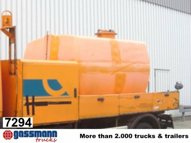 Spülaufbau DA22, 5.000 ltr. Tank mit Pumpe - Balayeuse de voirie: photos 1 Spülaufbau DA22, 5.000 ltr. Tank mit Pumpe - Balayeuse de voirie: photos 1