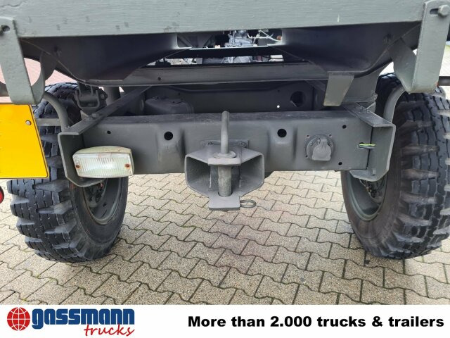 Unimog 404 4x4 S Cabrio, Benziner - Véhicule de voirie/ Spécial: photos 5 Unimog 404 4x4 S Cabrio, Benziner - Véhicule de voirie/ Spécial: photos 5