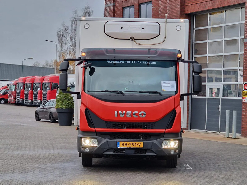 Iveco Eurocargo 75-190 Isotherm box - Zepro loadlift - Low KM - Airco - Euro 6 - Camera - Camion fourgon: photos 2 Iveco Eurocargo 75-190 Isotherm box - Zepro loadlift - Low KM - Airco - Euro 6 - Camera - Camion fourgon: photos 2