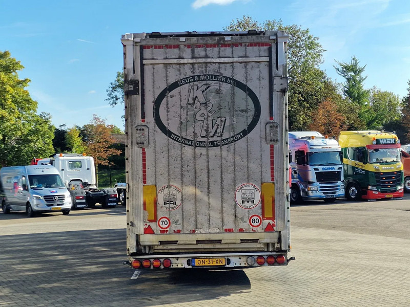 Semi-remorque bétaillère Pezzaioli 5 deck livestock trailer - Water & Ventilation - Loadlift - Folding floors - BPW Axle - 155M3: photos 10 Semi-remorque bétaillère Pezzaioli 5 deck livestock trailer - Water & Ventilation - Loadlift - Folding floors - BPW Axle - 155M3: photos 10